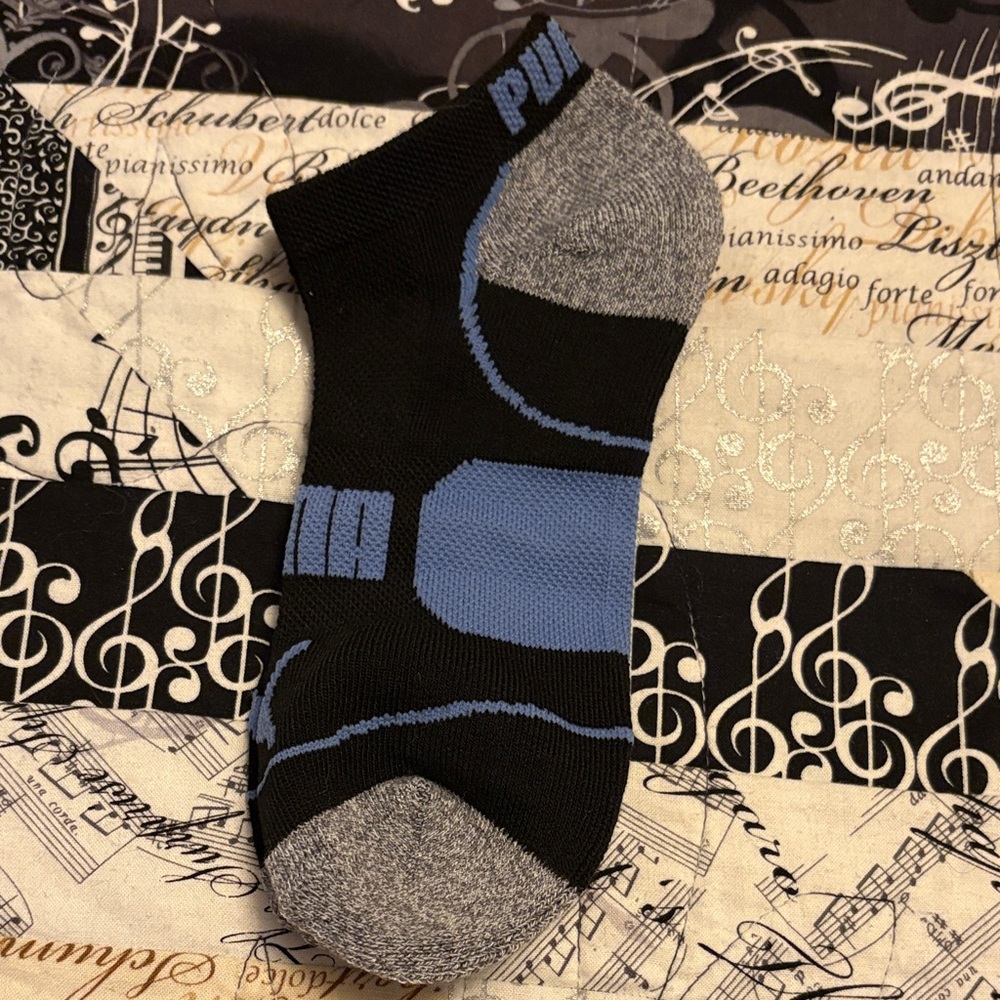 PUMA Black & Gray Low-Cut Athletic Socks - 8 Pack - Picture 4 of 4